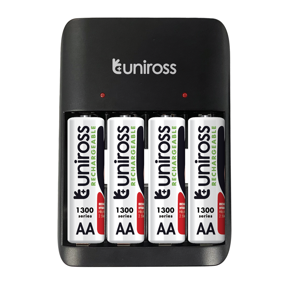 Uniross UCU010 Ni-MH AA/AAA akkutöltő / USB-C + 4 db AA (ceruza) 1300 mAh HYBRIO Ni-MH akkumulátor termék fő termékképe